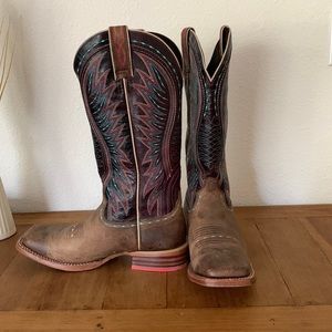 Women’s Ariat square toe boots